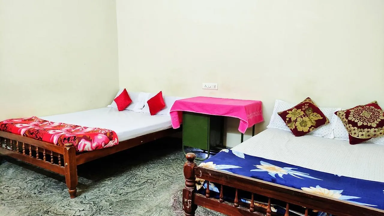 Kurumbalakotta Village Homestay Padinjarathara